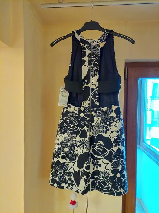 Rochie de ocazie Zara marimea XS-S, nou cu eticheta