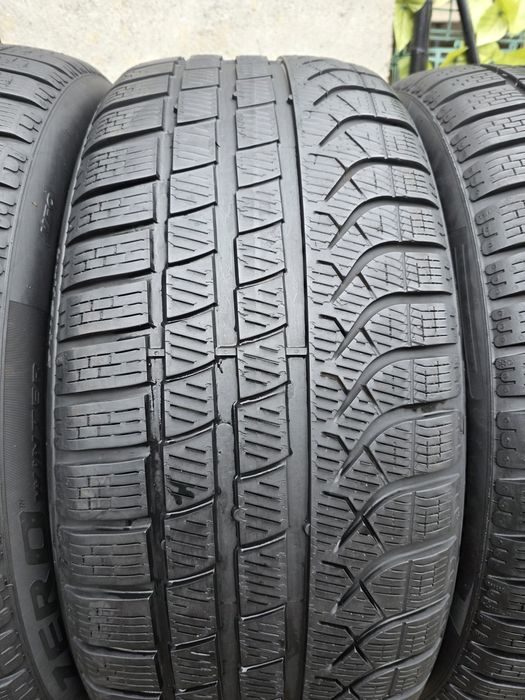Vând patru anvelope de iarna pirelli  285 40 20 / 245 45 20 dot 3523