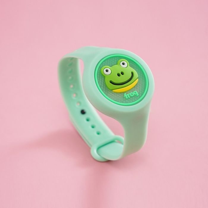 Детска играчка часовник против комари със светлинен ефект