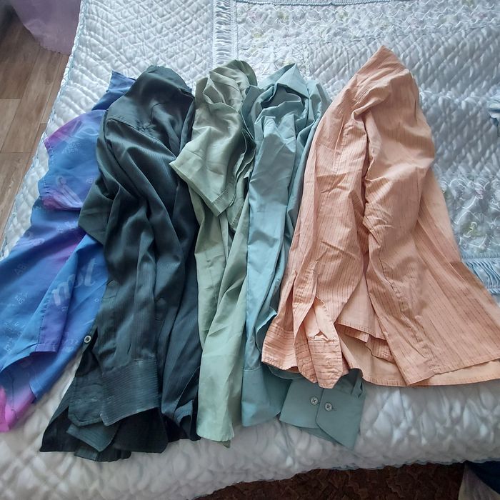 3 пакета мужской одежды