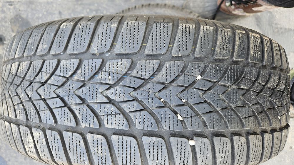 2бр Гуми 205 55 16 дънлоп