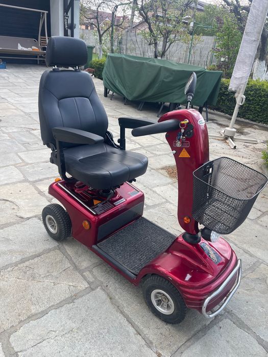 Scaun electric persoane dizabilități