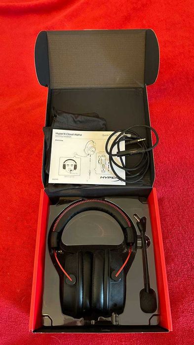 HyperX Cloud Alpha Căști gaming în stare foarte bună.