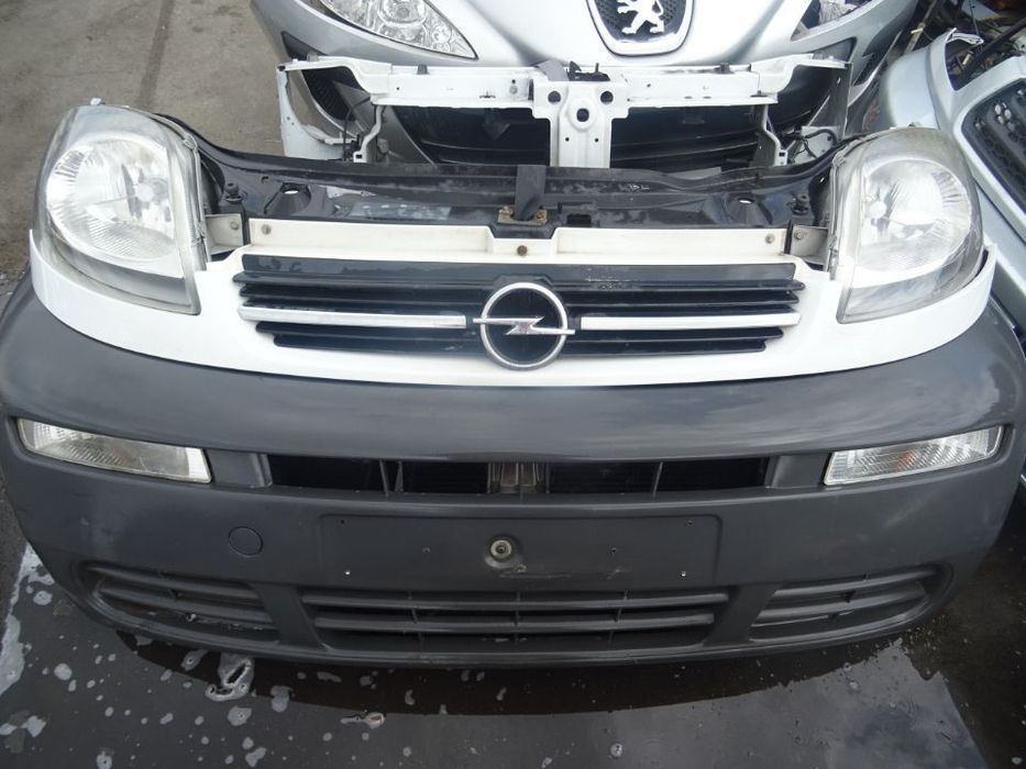 Vand Fata Completa Opel Vivaro din 2006 volan pe stanga.