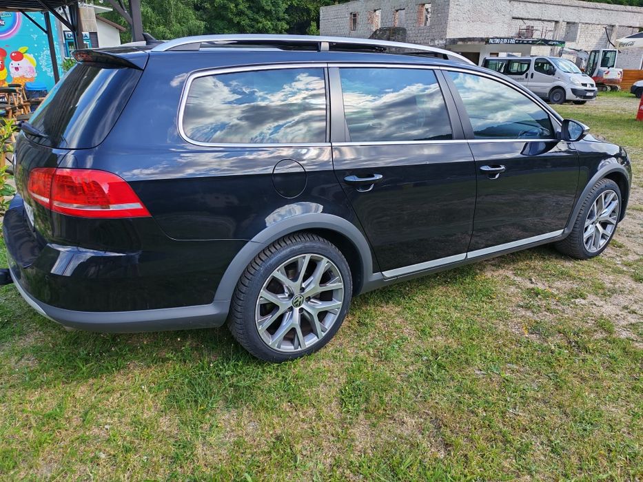 VOLKSWAGEN Passat Alltrack 2013 — imagine 4