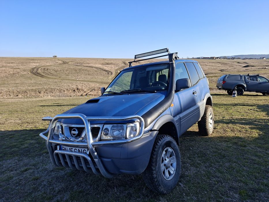 Nissan Terrano 2