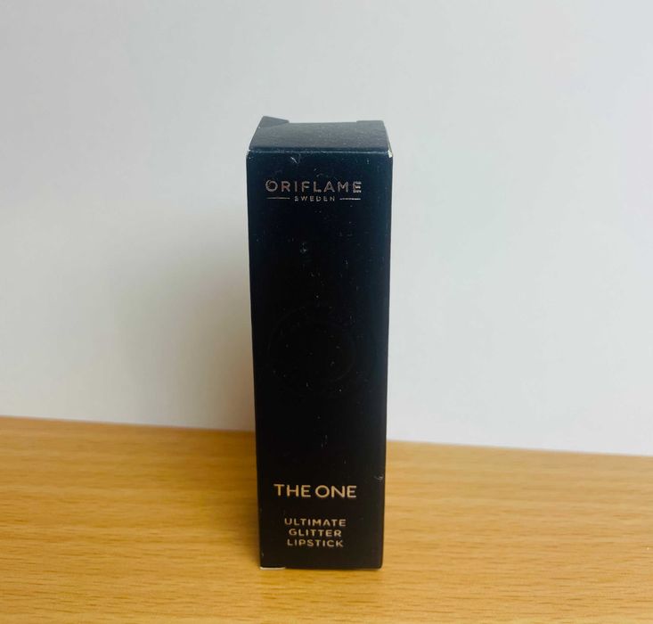 Невероятно бляскаво червило ,,The One''