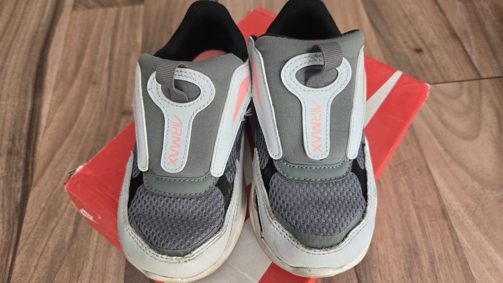 Детски обувки Nike Air Max Bolt
