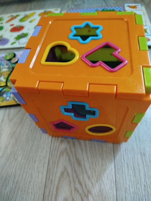 Развивающие игрушки