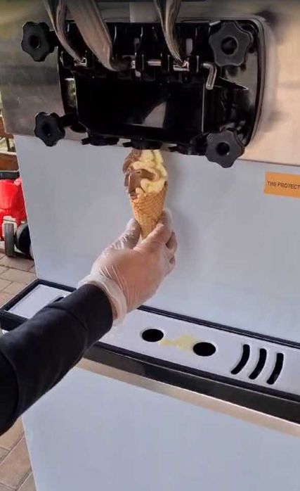 Masini de inghetata profesionale,2 compresoare ,Noi,Factura,Garantie