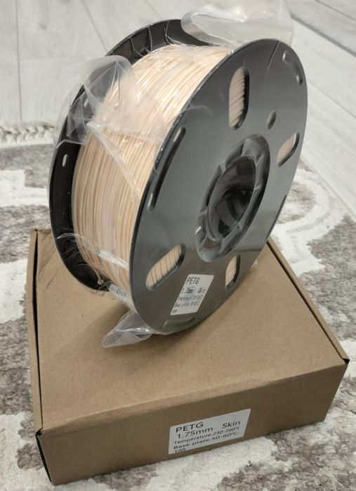 Продам 3D пластик (нити)