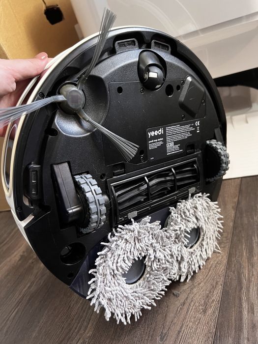 Yeedi Mop Station Pro – робот прахосмукачка + моп, почти нов, с кутия