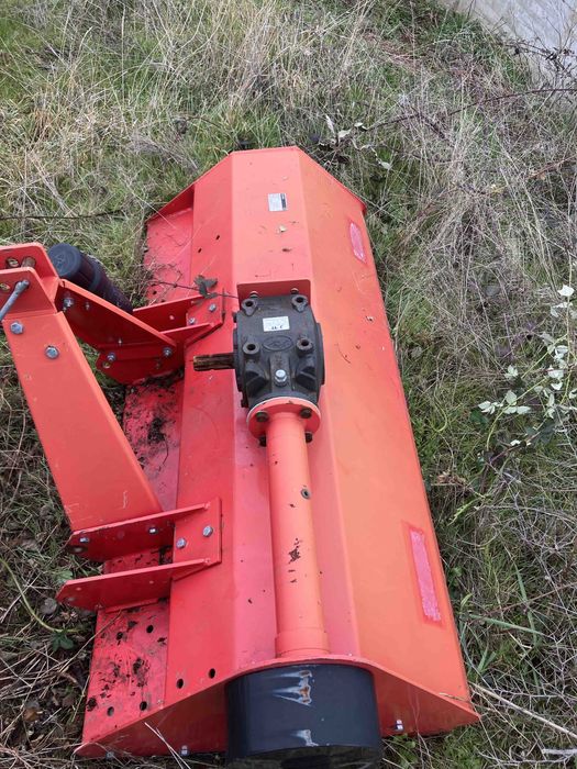 Продавам мулчер 2022г