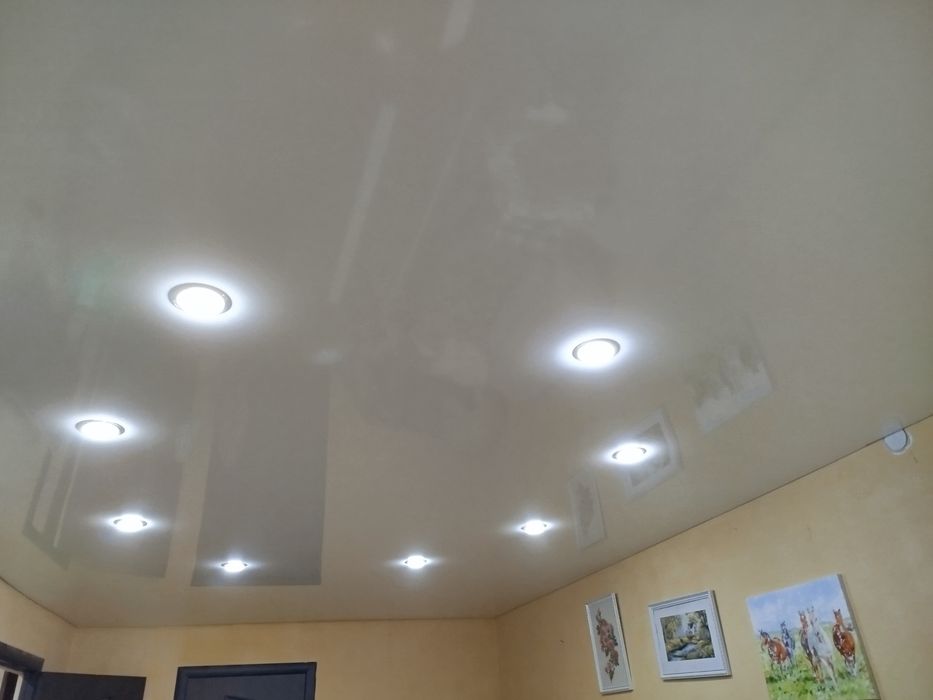 Натяжные  потолки