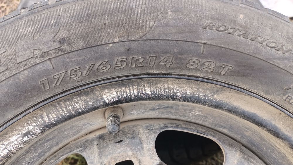 продам резину с дисками r14