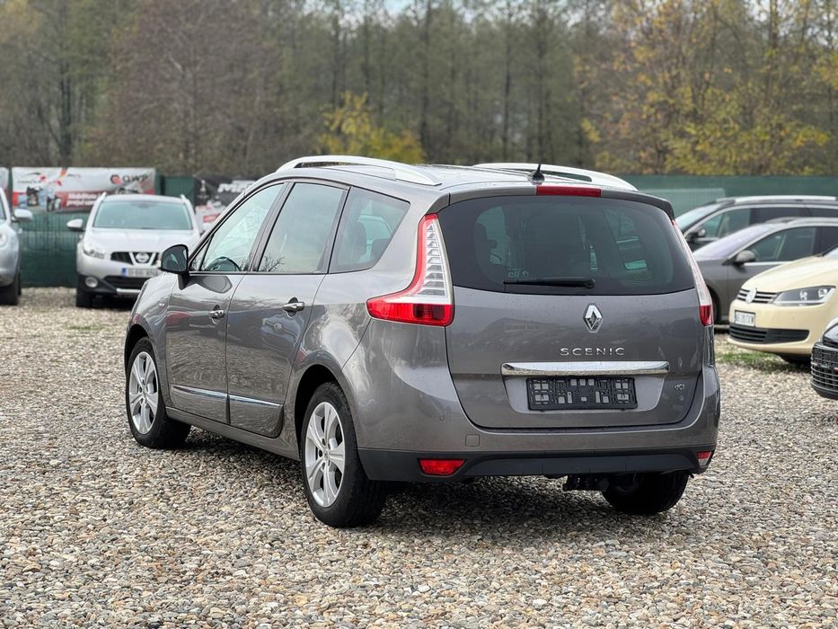 Renault Grand Scenic an 2013 motor 1.5 dci model bose/ Olanda