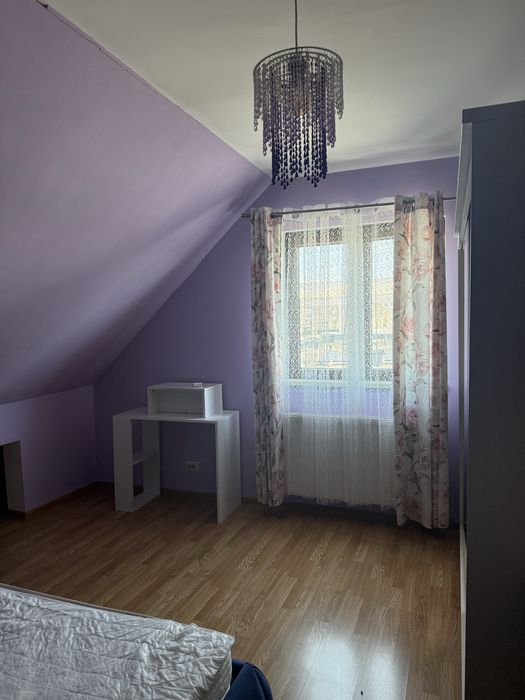 De inchiriat apartament 3 camere - Pacii