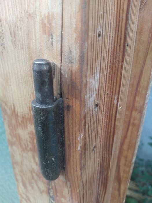 Три броя таблени врати. Цената е за трите