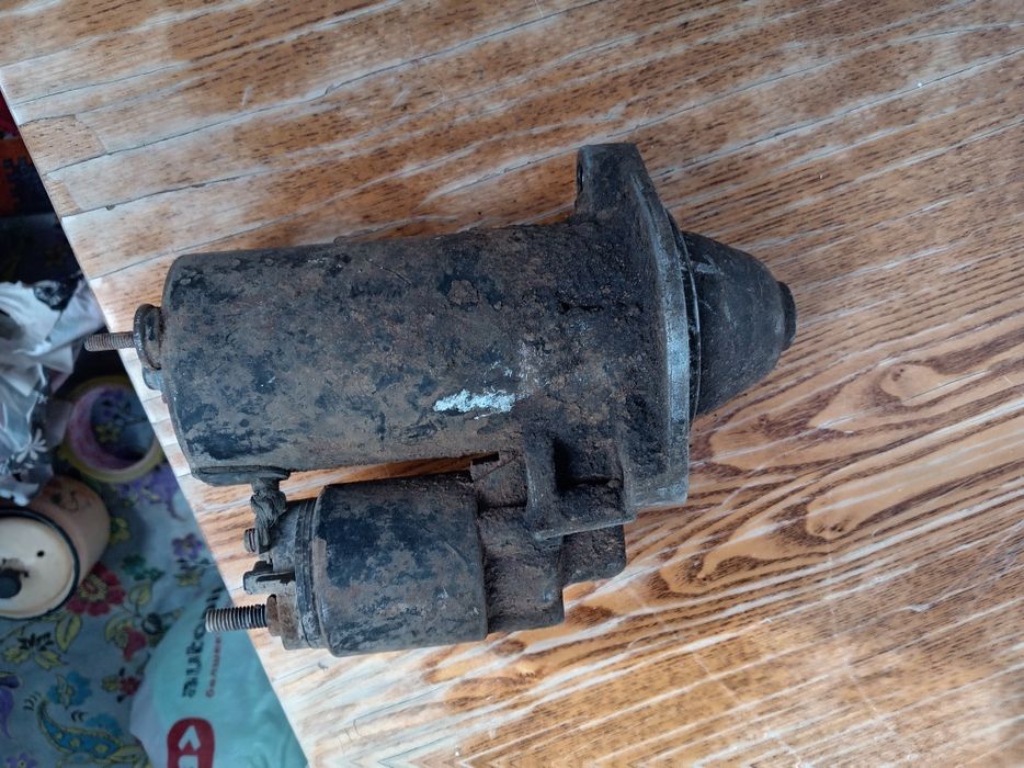 Стартер ауди 100с4. 2литра инжектор