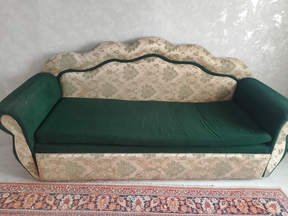 Продам диван тахта