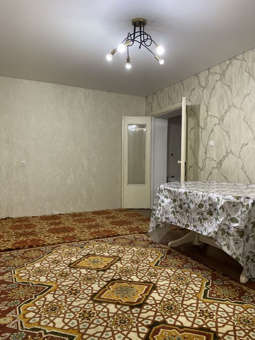 Продаю квартиру в районе ЖБИ