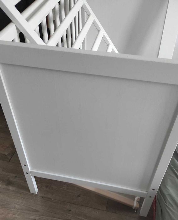 Pătuț IKEA SUNDVIK alb 60x120, în stare excelentă, aproape nou