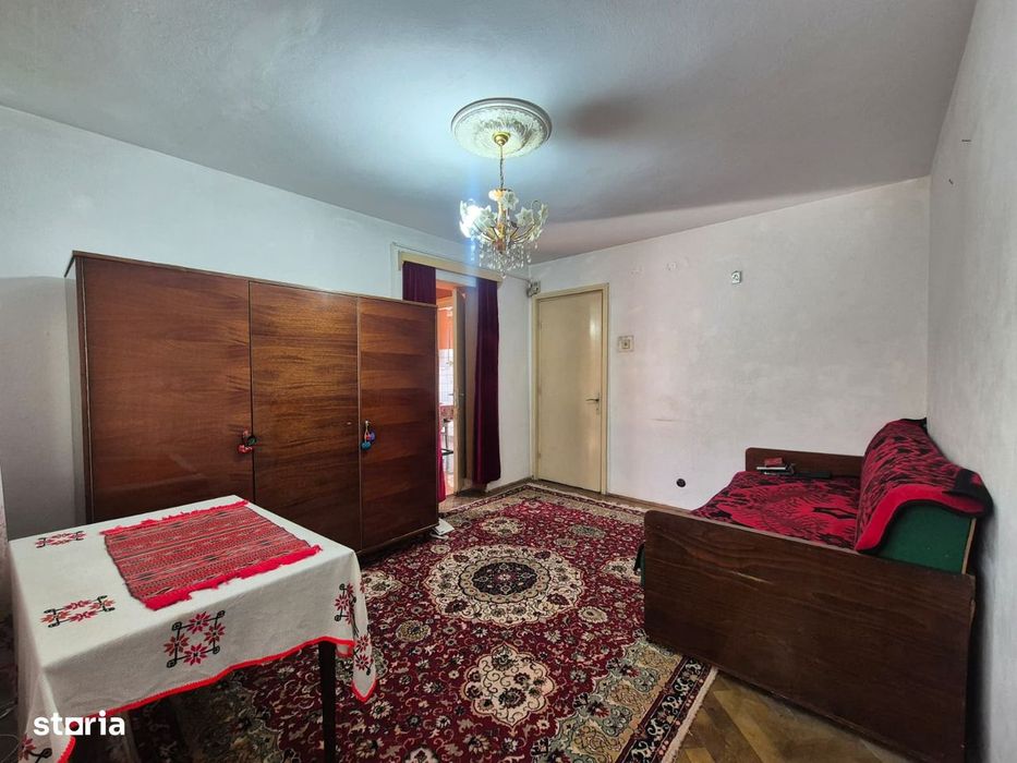 De vânzare apartament 2 camere – zona 8 Mai, Târgu Jiu
