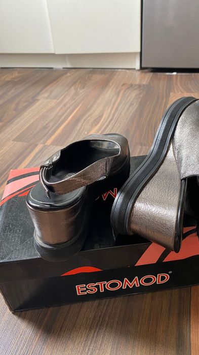 Женская кожаная летняя босоножки