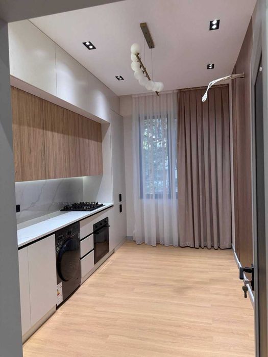 Новостройка , 3/2/5, 
Ориентир:   IT-Park
на против Плеханова !!