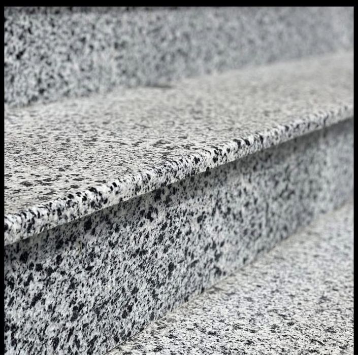 FABRICAM Glafuri , Trepte,Placari ,Blaturi Marmura ,Granit,,Travertin,