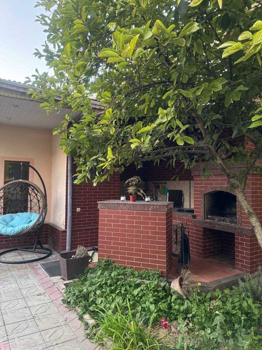 Глинка, Ляби Хауз, 8 род дом, Улица Нукус 6 комнатный дом