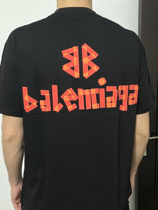Tricou Balenciaga