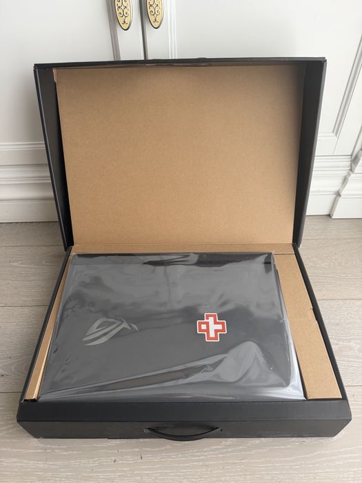 Laptop gaming rog strix g713 hx 004