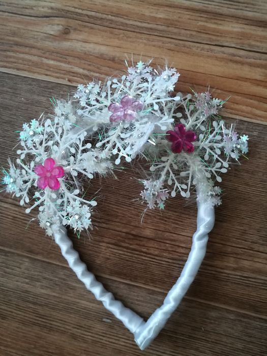 Ободок Снежинки ручная работа