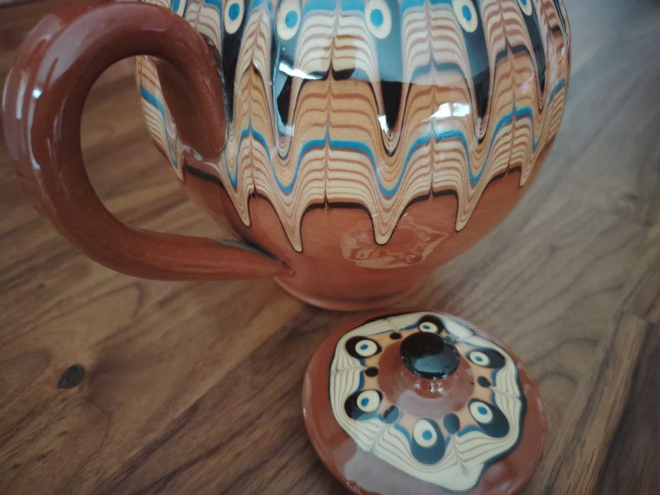 Чайник троянска керамика