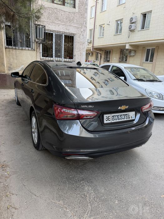 Malibu2 2019yil  bir kul minilgan 2,4 otmosferniy motor