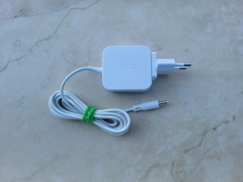 Alimentator ASUS 12V 2A 24W mufa 4x1,35mm