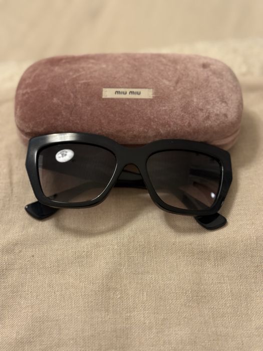 MIU MIU Sunglasses