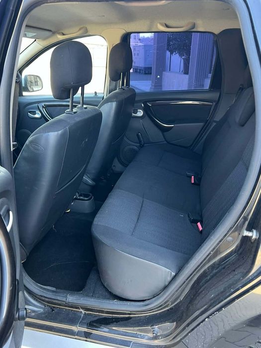 Dacia duster 1.5 dci 2011  2x4
