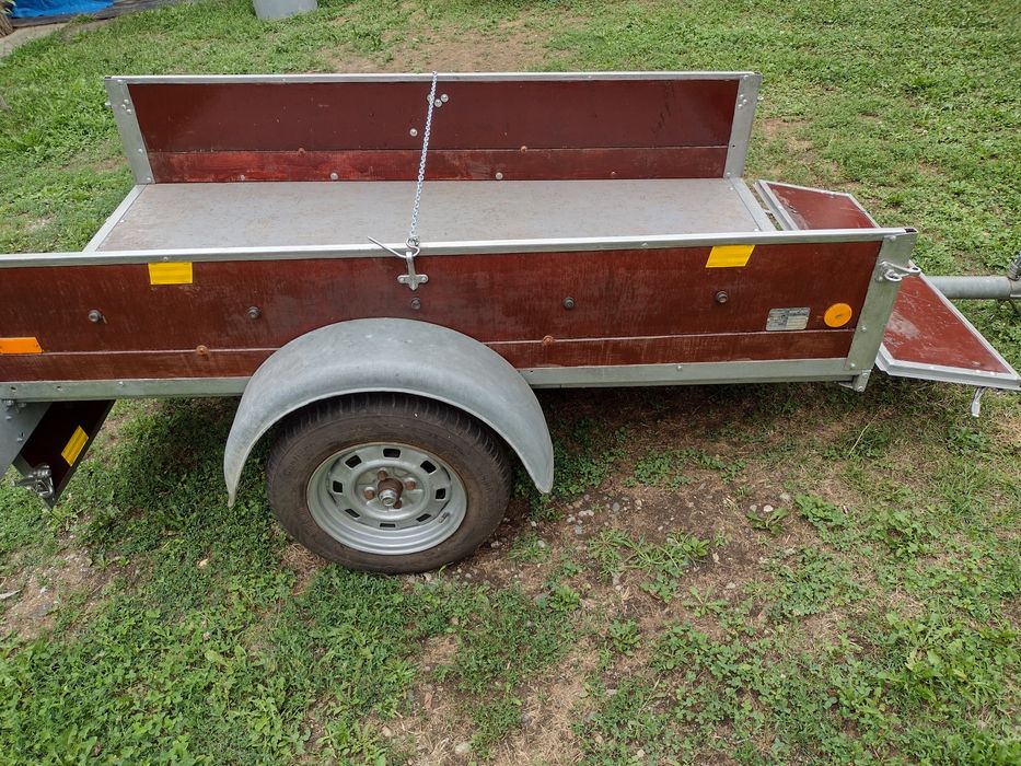 Remorcută auto 600 kg