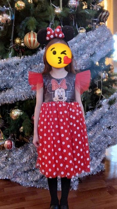 Продам платье нарядное для девочки