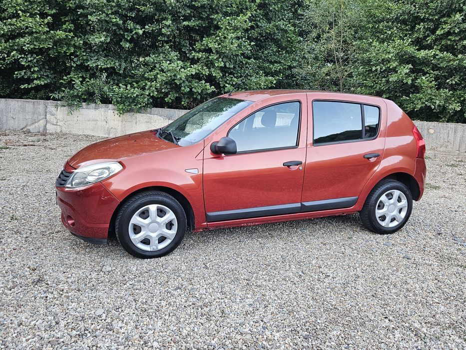 Dacia Sandero 1.4mpi clima,servo