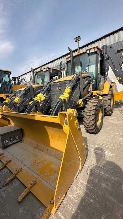 Экскаватор-погрузчик XCMG XC870HK