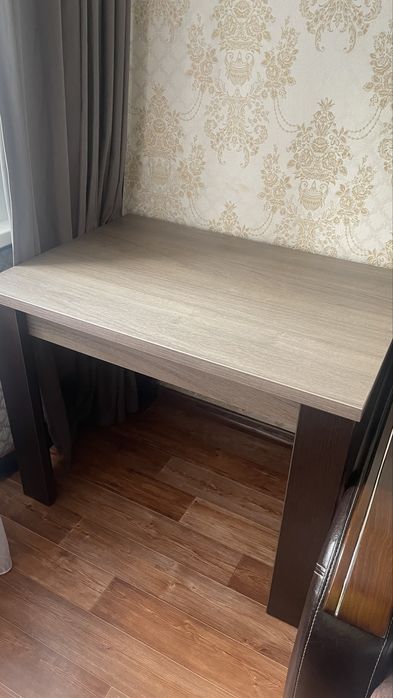 Продам стол в хорошем состоянии