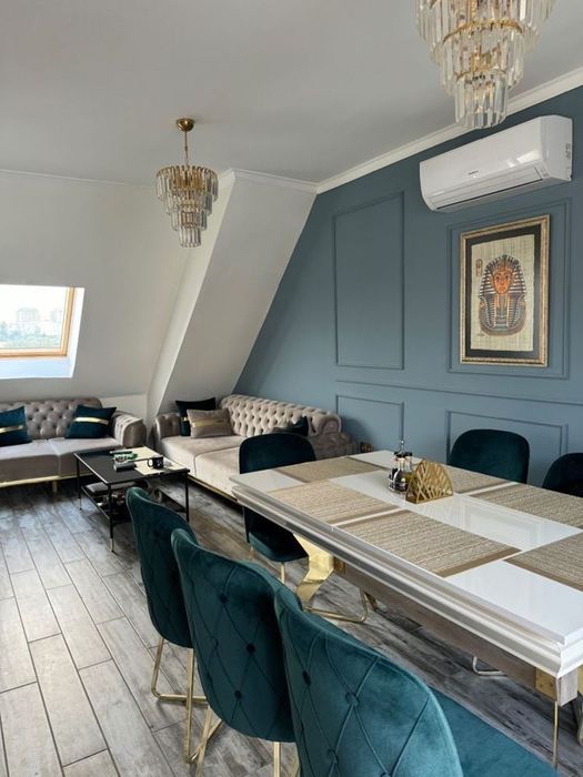 Продава се Тристаен апартамент в София, Триъгълника - 132 кв.м за 2800 €/кв.м - Снимка #1