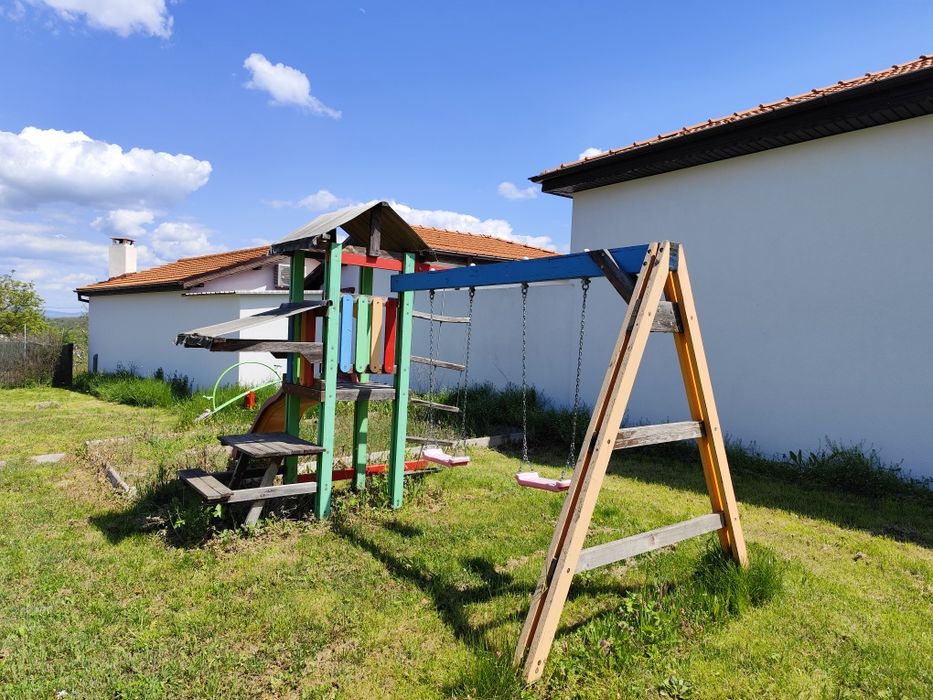 Детски люлки с катерушка и пързалка