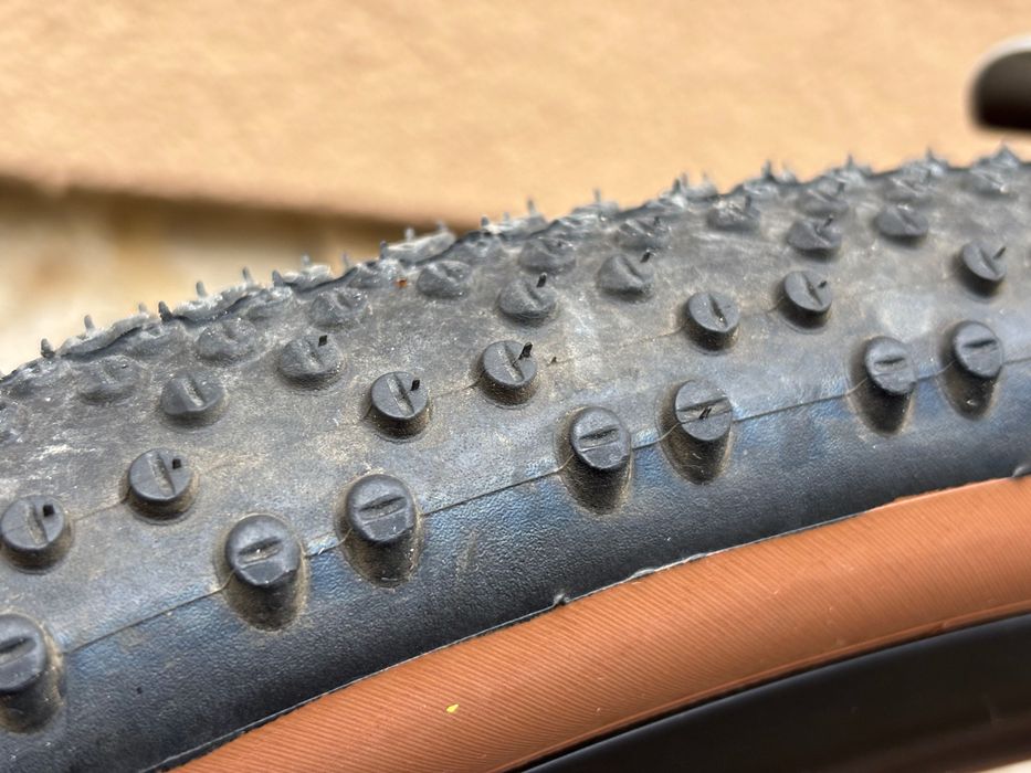 Гравел велосипед CANYON GRIZL карбон