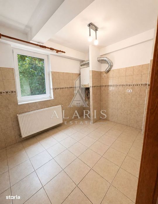 Apartament cu 2 camere, bloc nou, zona Lipovei