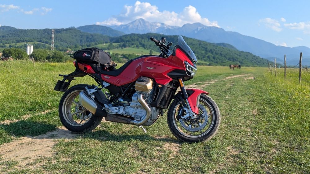 Moto Guzzi V100 Mandello