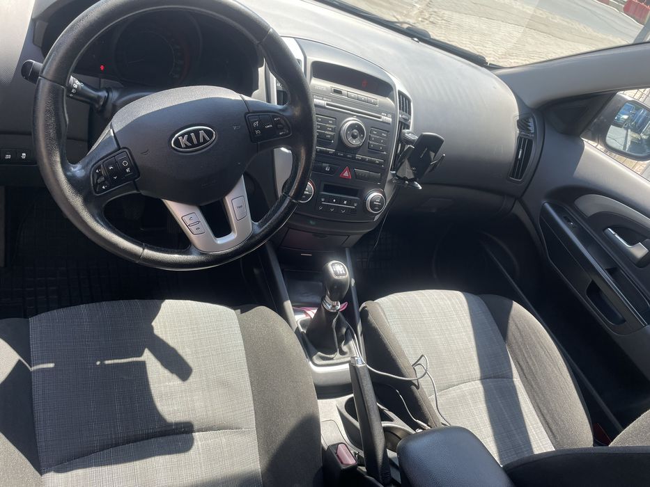 Kia ceed 2011 ecodynamics 1.6 disel